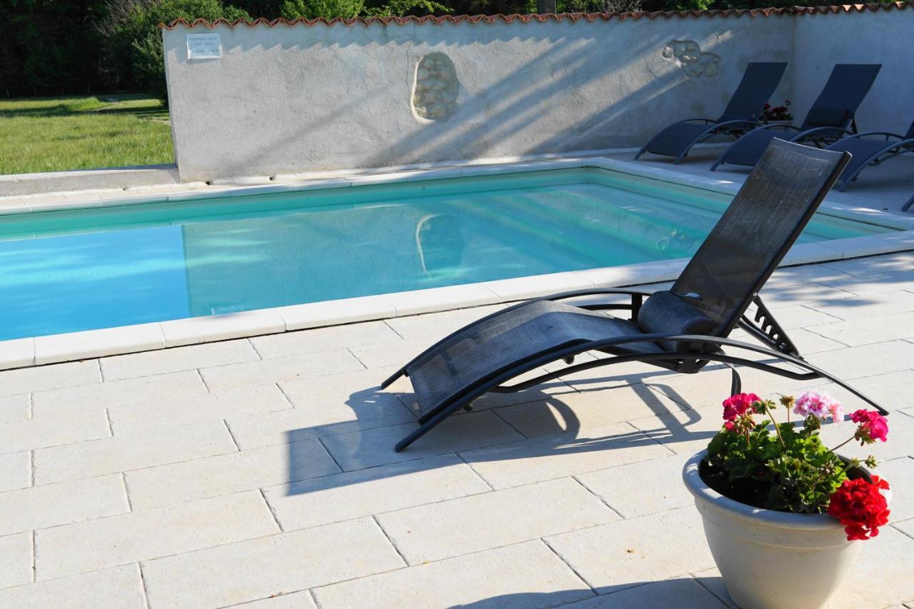 Le Chemin Bed & Breakfast Challignac Bagian luar foto