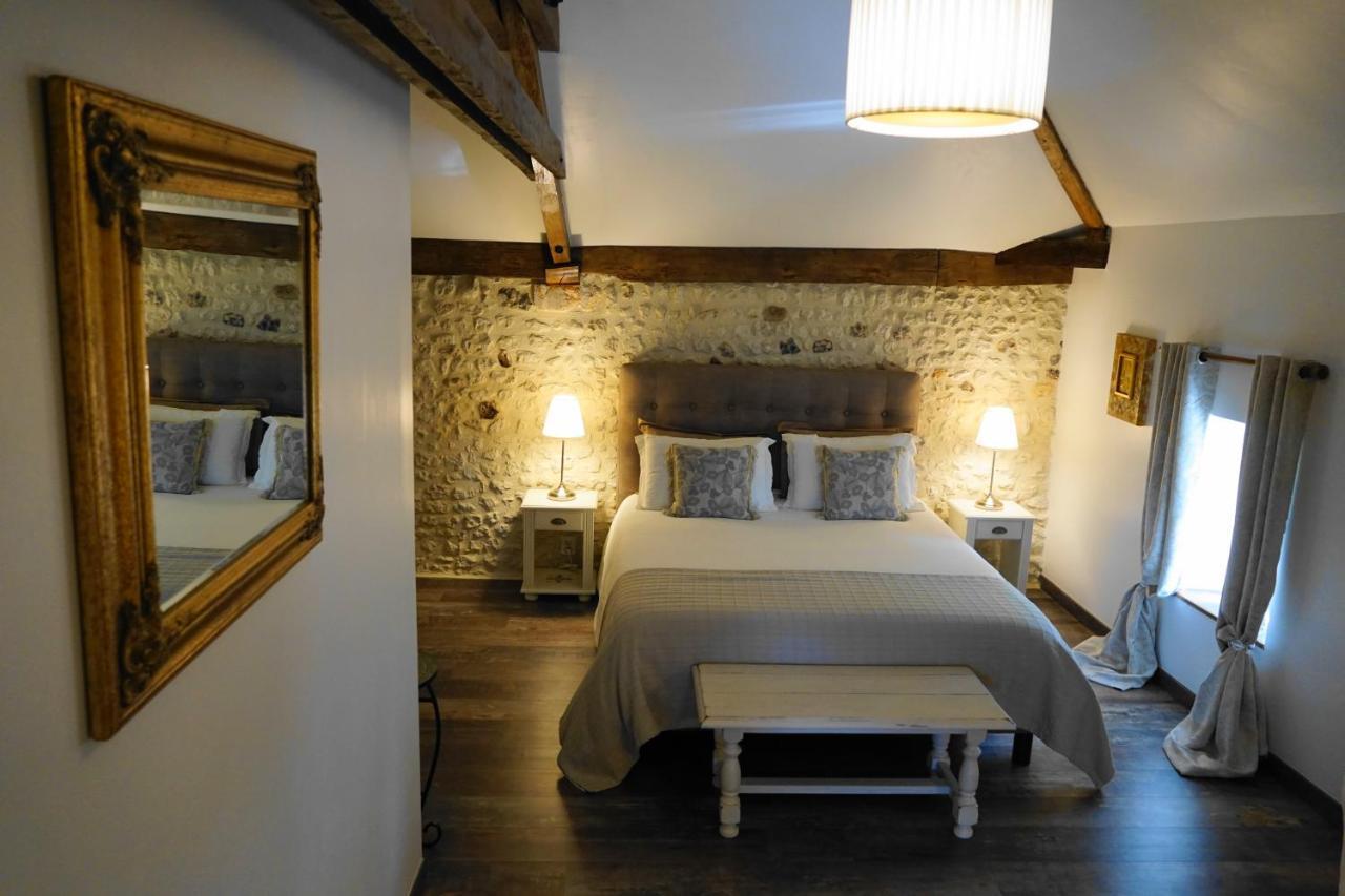 Le Chemin Bed & Breakfast Challignac Bagian luar foto