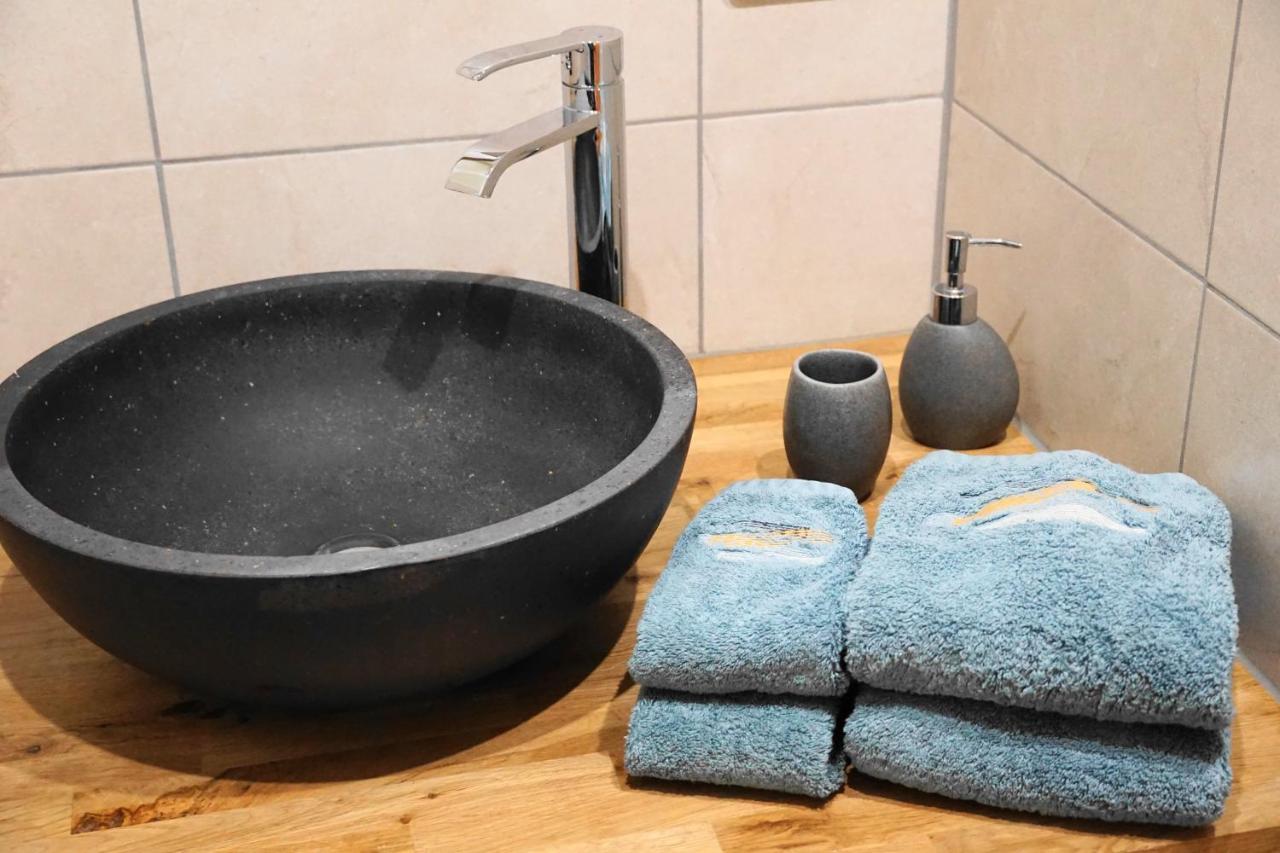 Le Chemin Bed & Breakfast Challignac Bagian luar foto