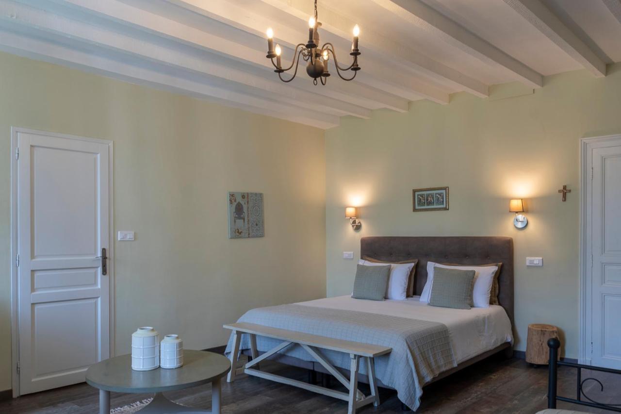 Le Chemin Bed & Breakfast Challignac Bagian luar foto