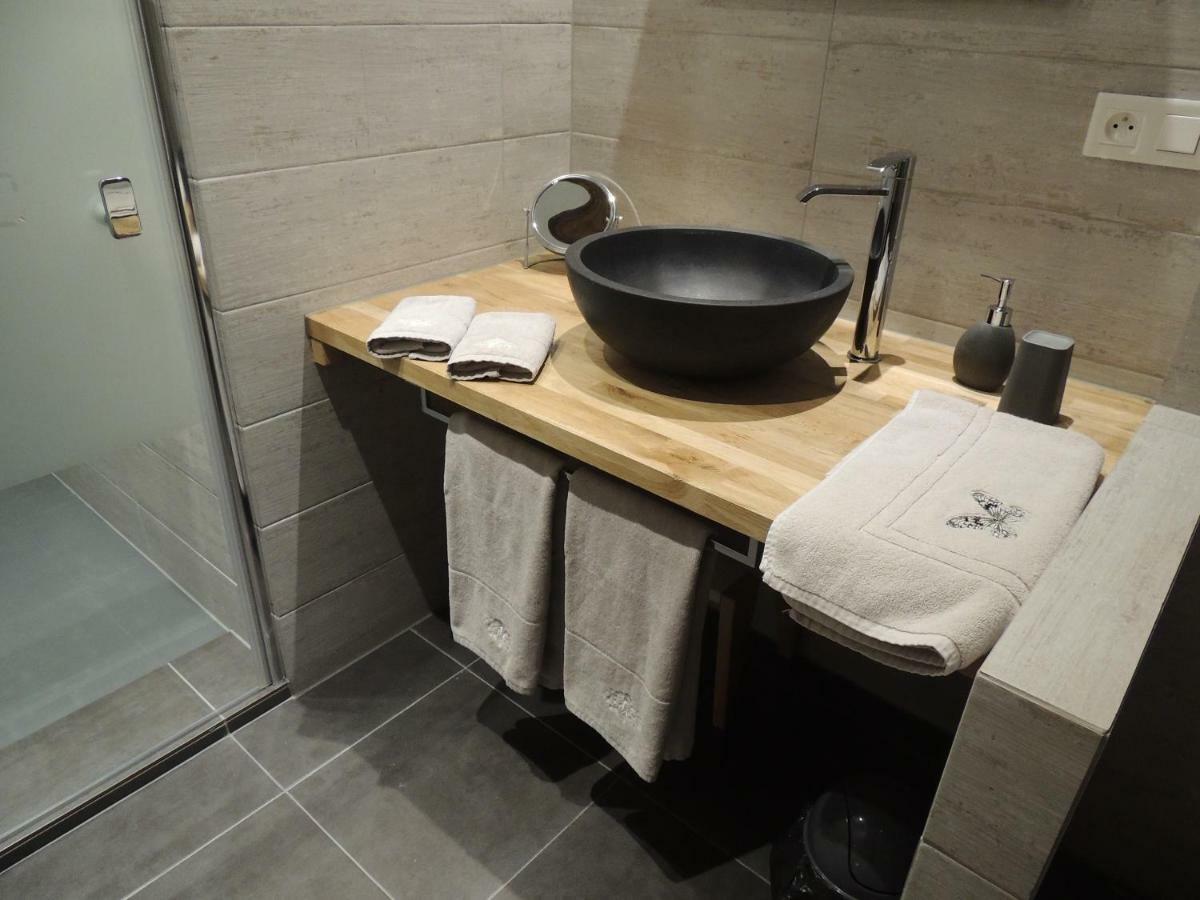 Le Chemin Bed & Breakfast Challignac Bagian luar foto