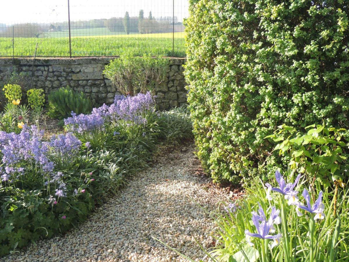 Le Chemin Bed & Breakfast Challignac Bagian luar foto
