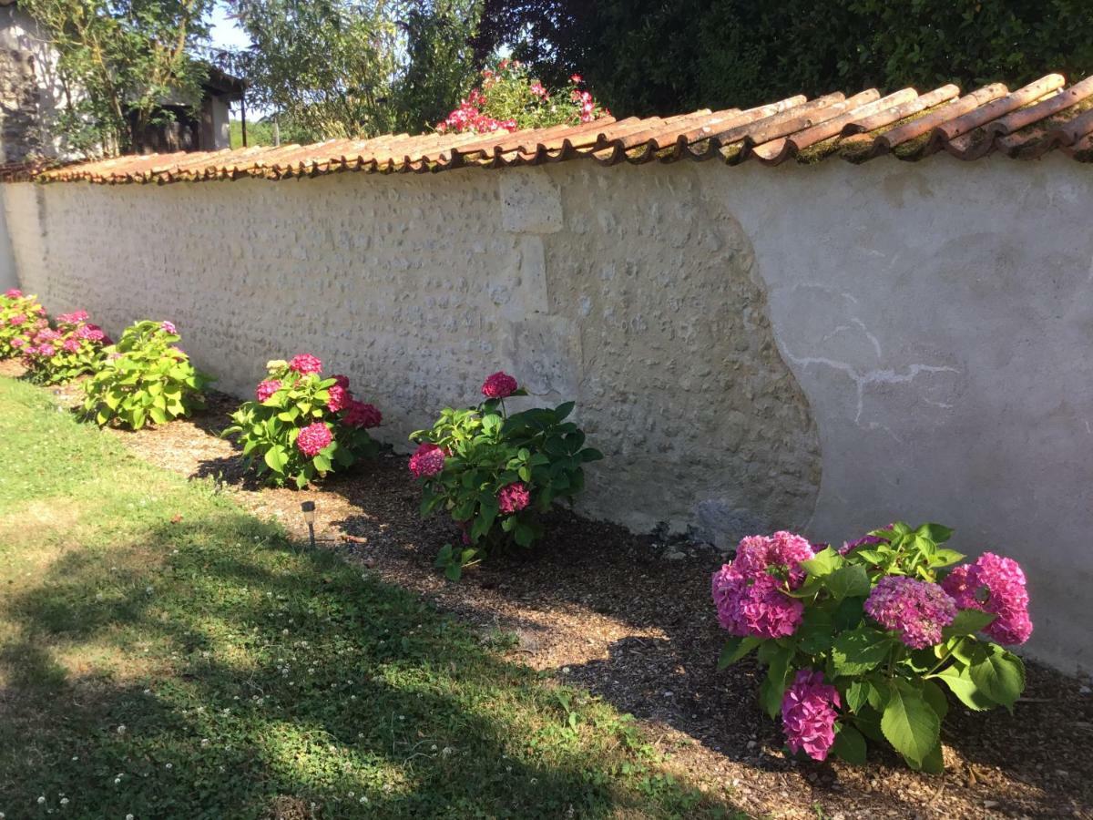 Le Chemin Bed & Breakfast Challignac Bagian luar foto